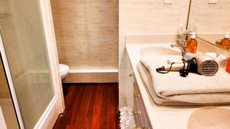 Appartement - 139 m² - 4 pièces