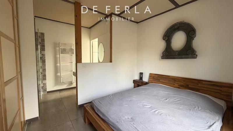 Maison - 196 m² - 7 pièces