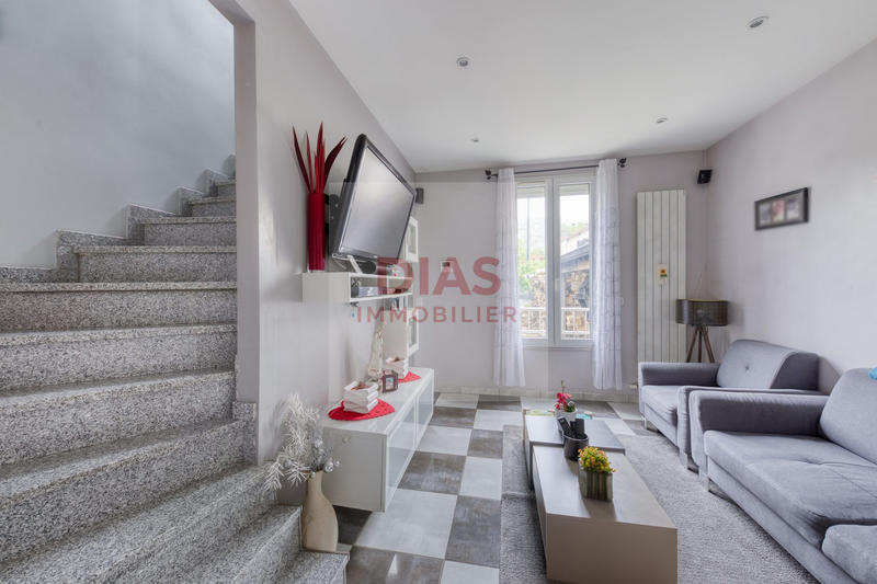 Maison - 126 m² - 1 pièce