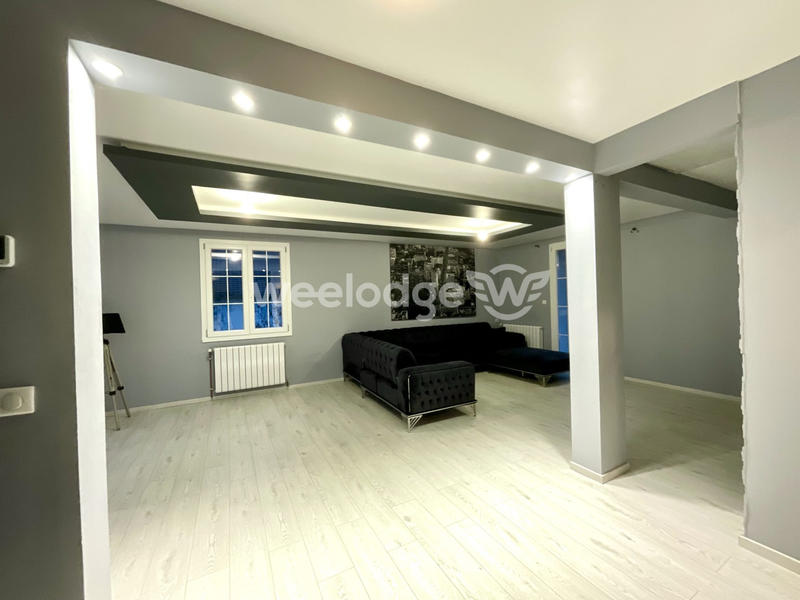 Maison traditionnelle - 90 m² - 3 pièces