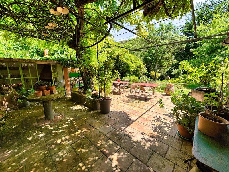 Maison - 482 m² - 14 pièces