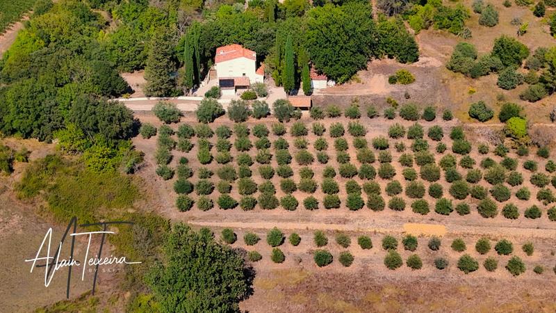 Maison - 170 m² - 9 pièces