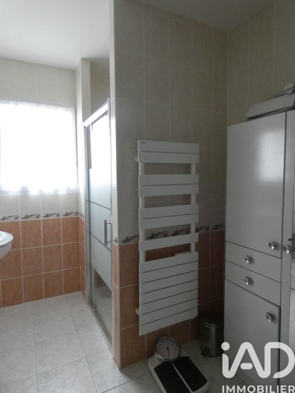 Maison - 250 m² - 17 pièces