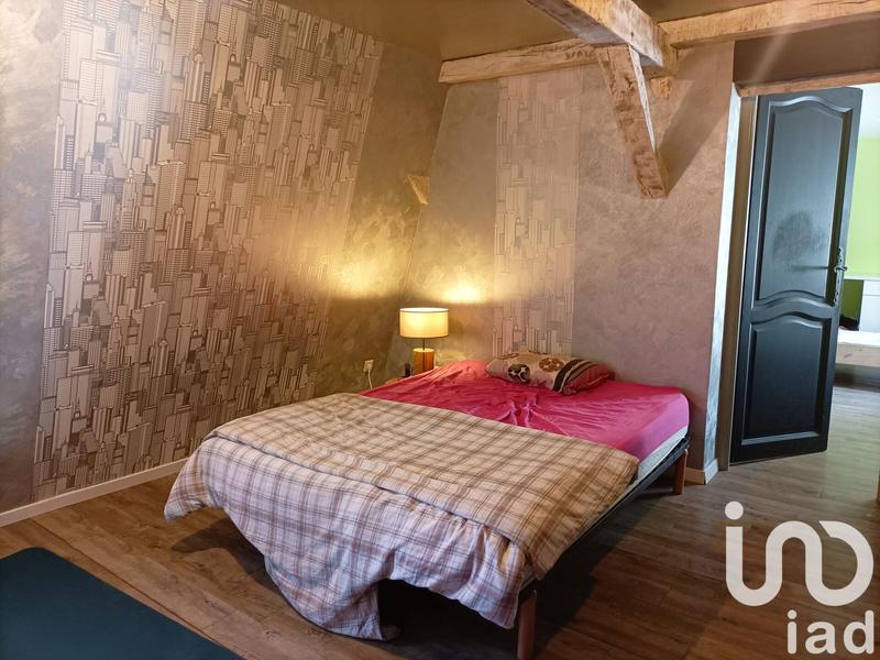 Maison - 202 m² - 6 pièces