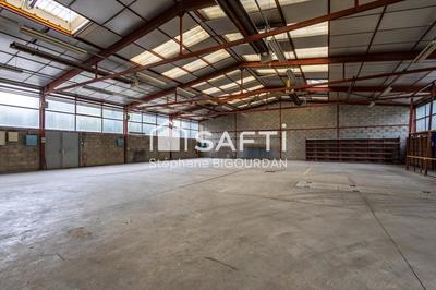 Local commercial - 3 178 m² - 10 pièces