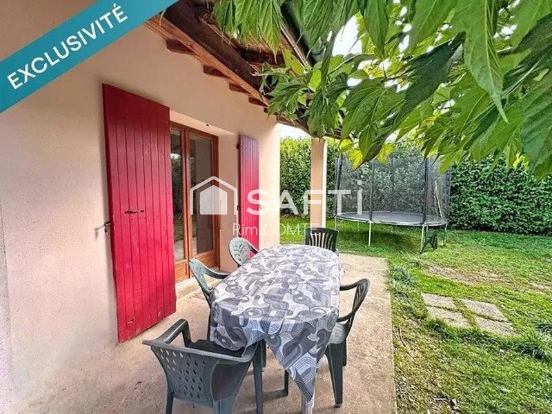 Maison - 94 m² - 5 pièces