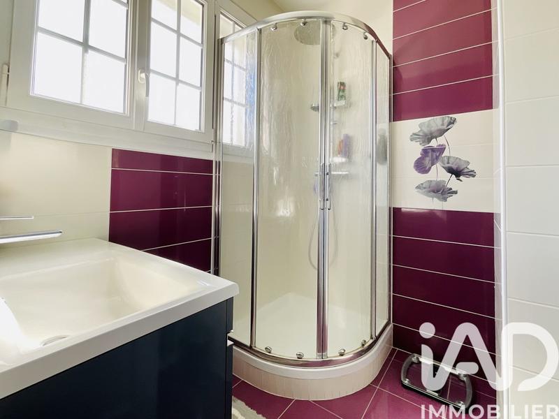 Maison - 122 m² - 5 pièces