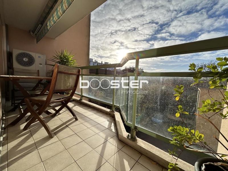 Appartement ancien - 105 m² - 4 pièces