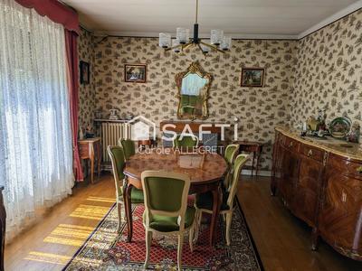 Maison - 130 m² - 7 pièces