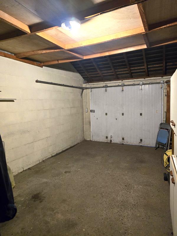 Maison - 84 m² - 6 pièces