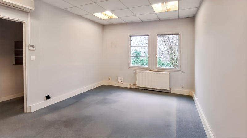 Maison - 260 m² - 9 pièces