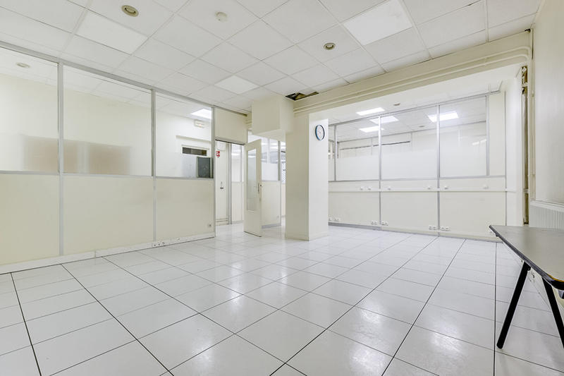 Local commercial - 136 m²