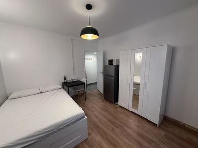 Studio - 20 m² - 1 pièce