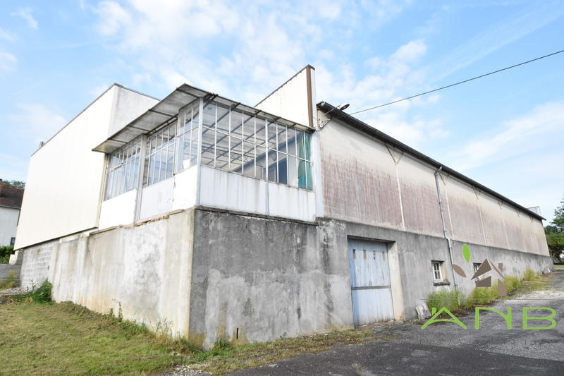 Local commercial - 580 m² - 4 pièces