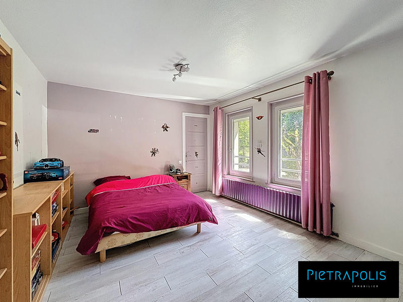 Maison ancienne - 205 m² - 6 pièces