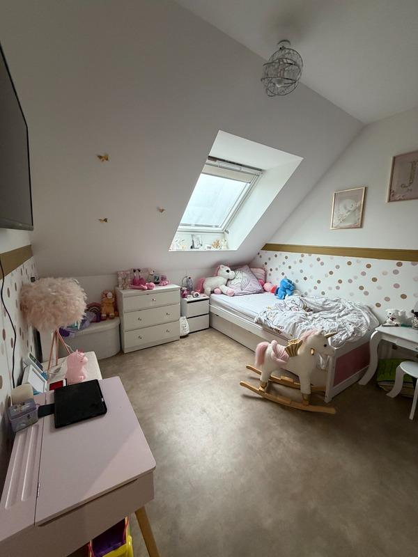 Maison - 85 m² - 7 pièces