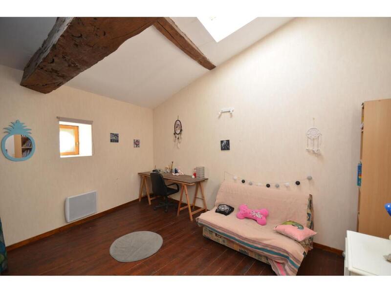 Longère - 385 m² - 14 pièces