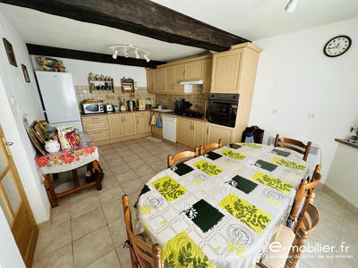 Maison - 150 m² - 7 pièces