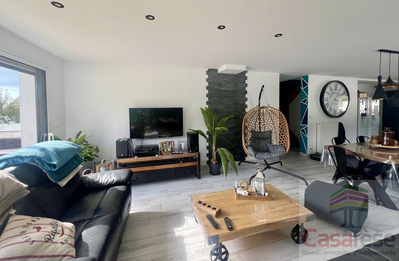 Maison - 145 m² - 7 pièces