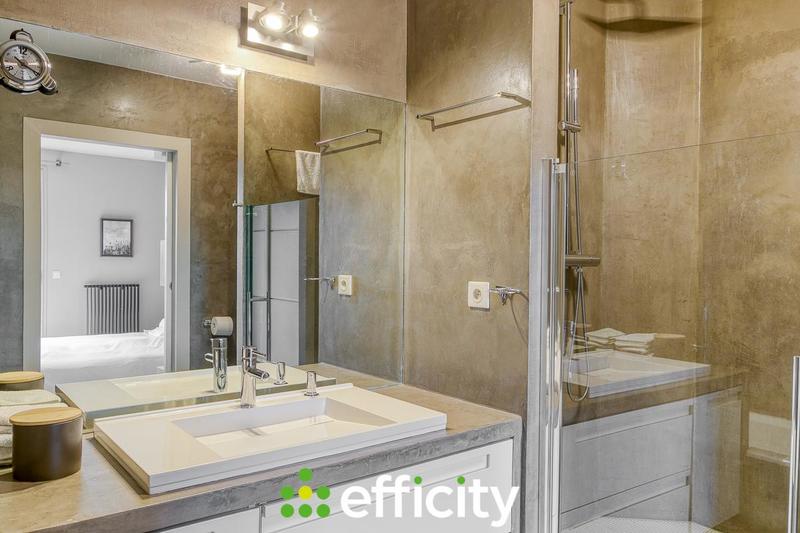 Appartement - 111 m² - 4 pièces