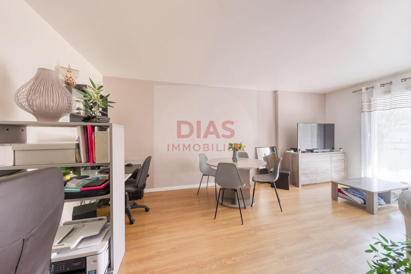 Appartement - 65 m² - 1 pièce