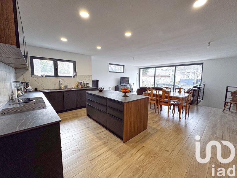 Maison de maîtres - 205 m² - 5 pièces