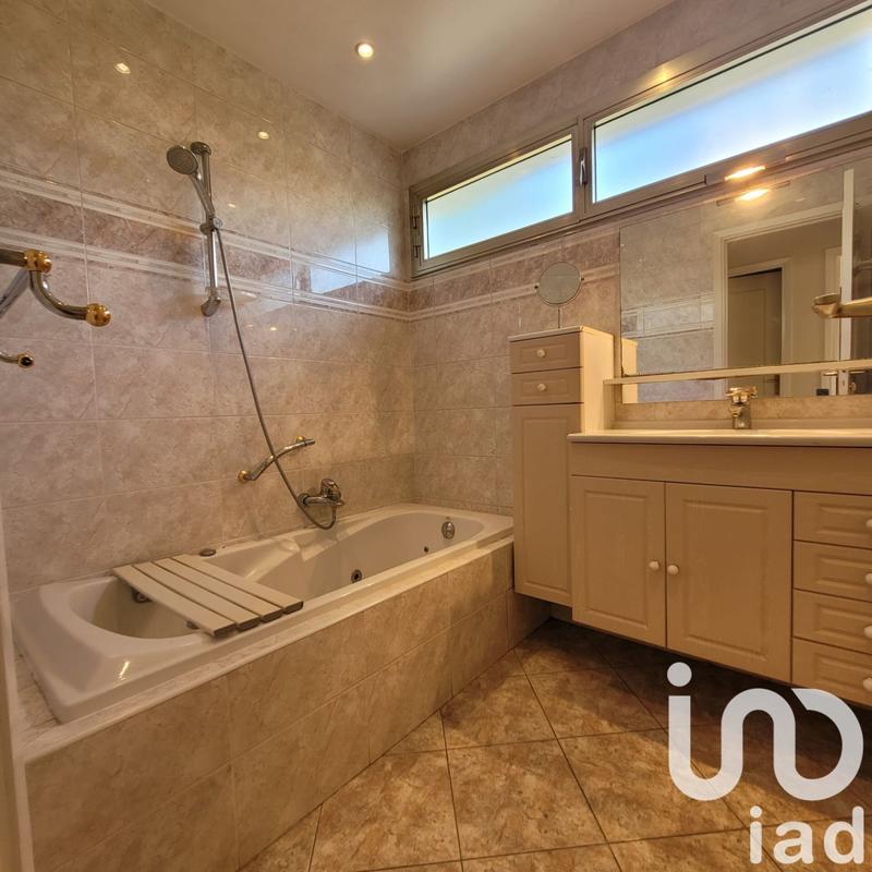 Appartement - 67 m² - 2 pièces