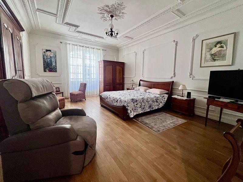 Appartement - 132 m² - 4 pièces