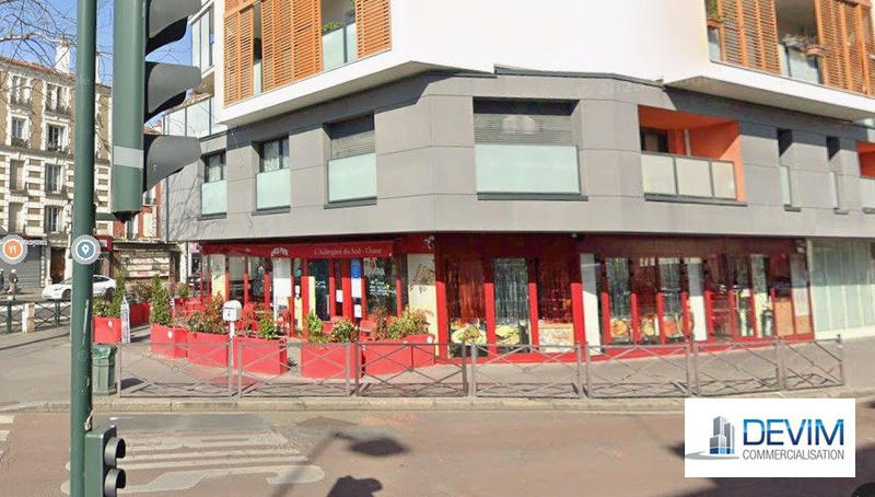 Local commercial - 266 m²