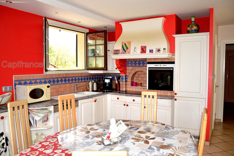 Maison - 224 m² - 6 pièces