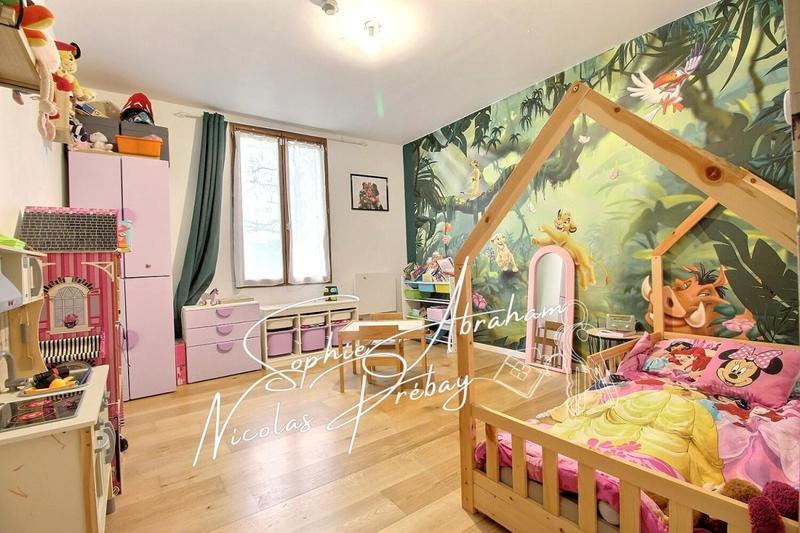 Maison - 90 m² - 3 pièces