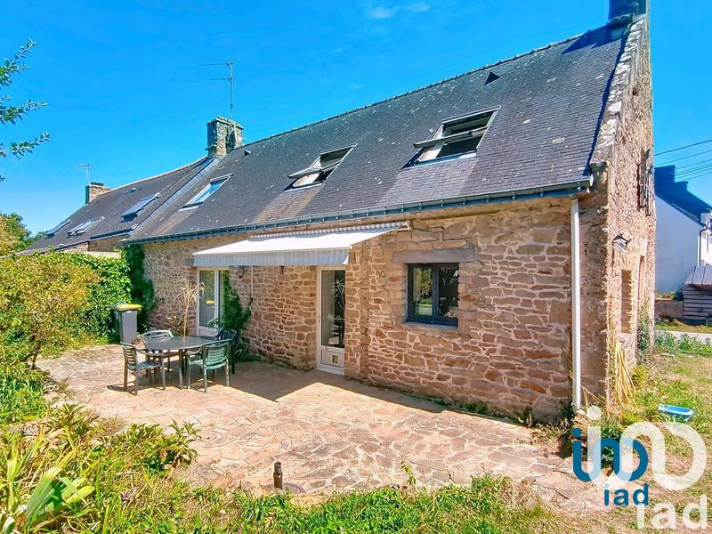 Maison de village - 93 m² - 5 pièces