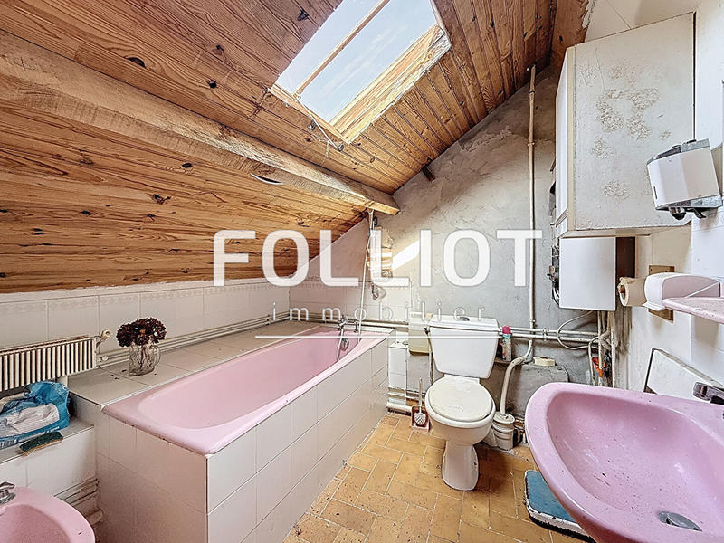 Maison - 200 m² - 5 pièces