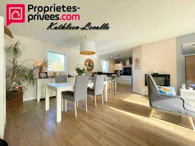 Maison - 103 m² - 5 pièces