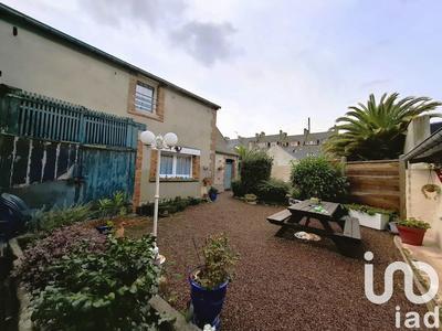 Maison de ville - 248 m² - 10 pièces