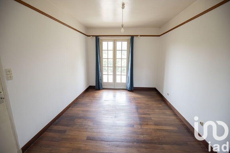 Maison - 240 m² - 9 pièces