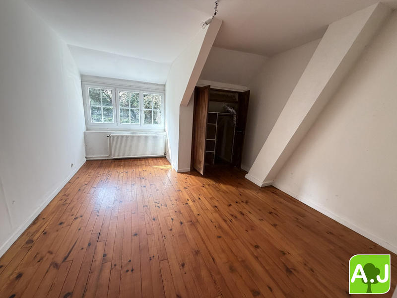Maison ancienne - 116 m² - 5 pièces