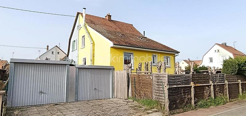 Maison - 84 m² - 6 pièces