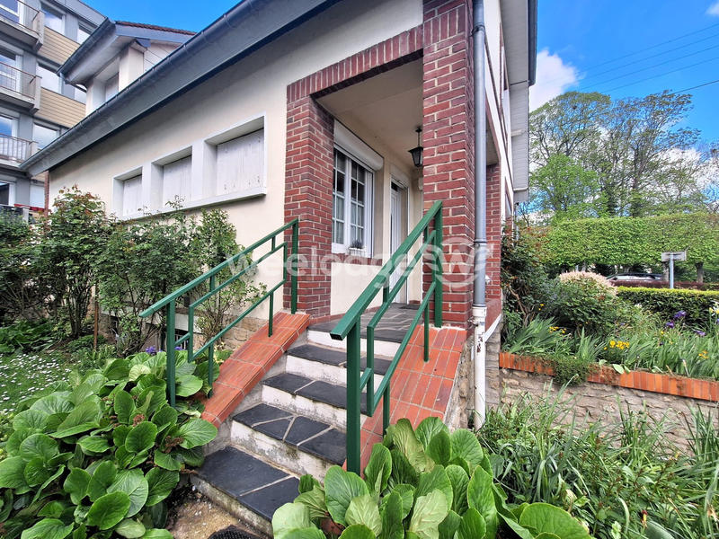 Maison - 120 m² - 7 pièces