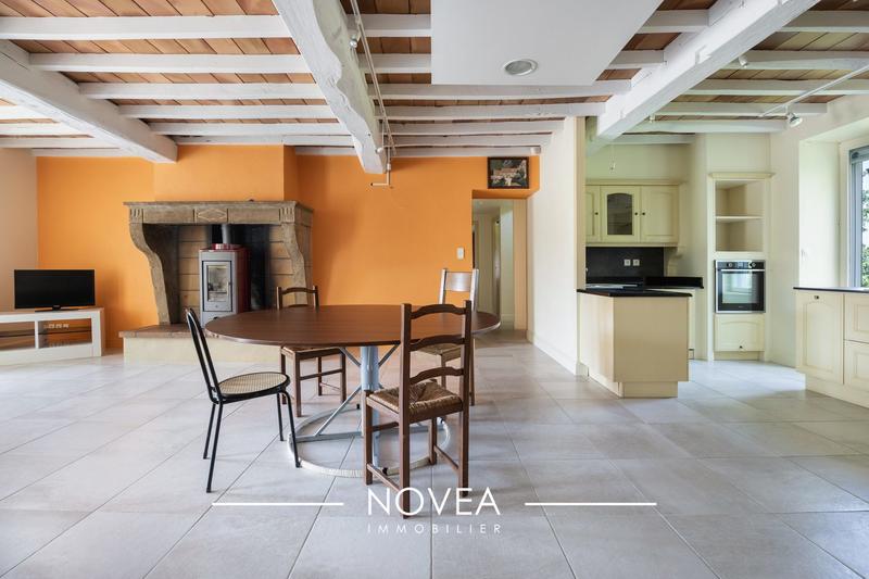 Maison ancienne - 210 m² - 5 pièces