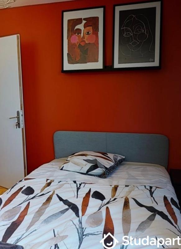 Chambre - 9 m² - 1 pièce
