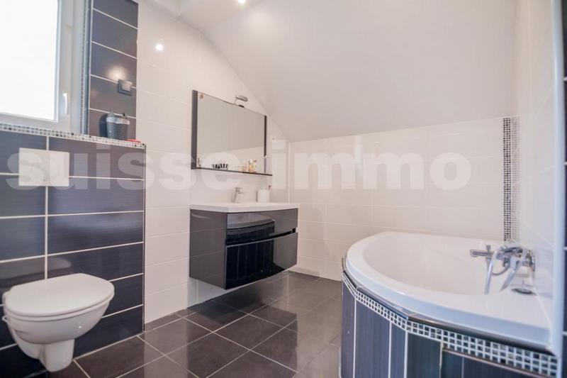 Maison - 123 m² - 6 pièces