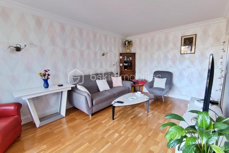 Appartement - 103 m² - 5 pièces