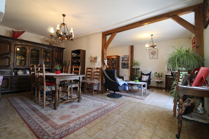 Maison - 103 m² - 5 pièces