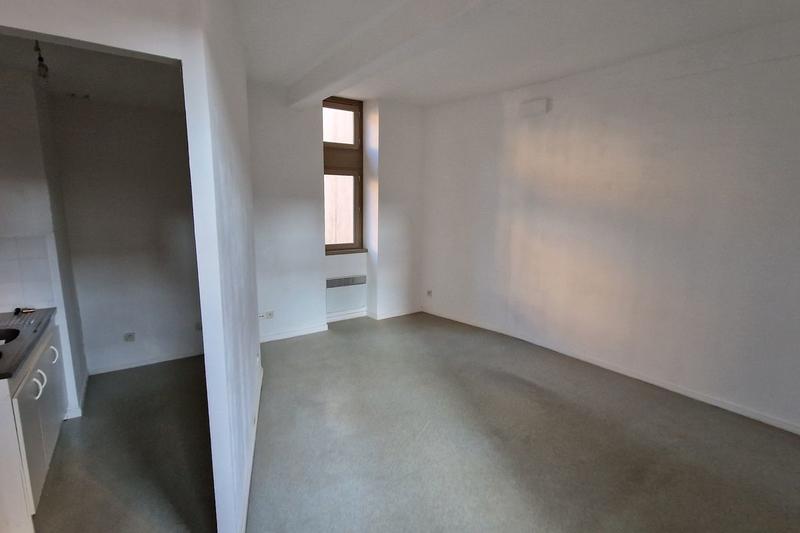 Studio - 27 m² - 1 pièce