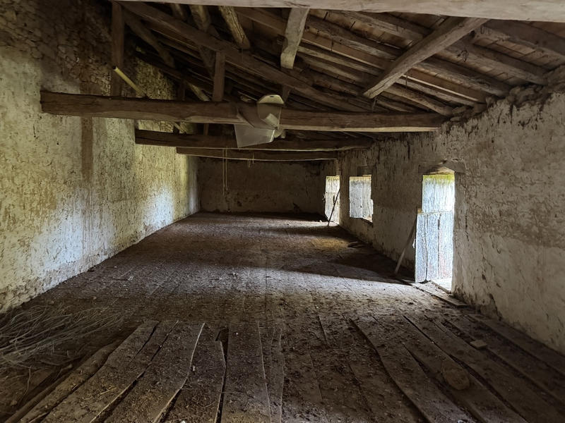 Maison - 200 m² - 4 pièces