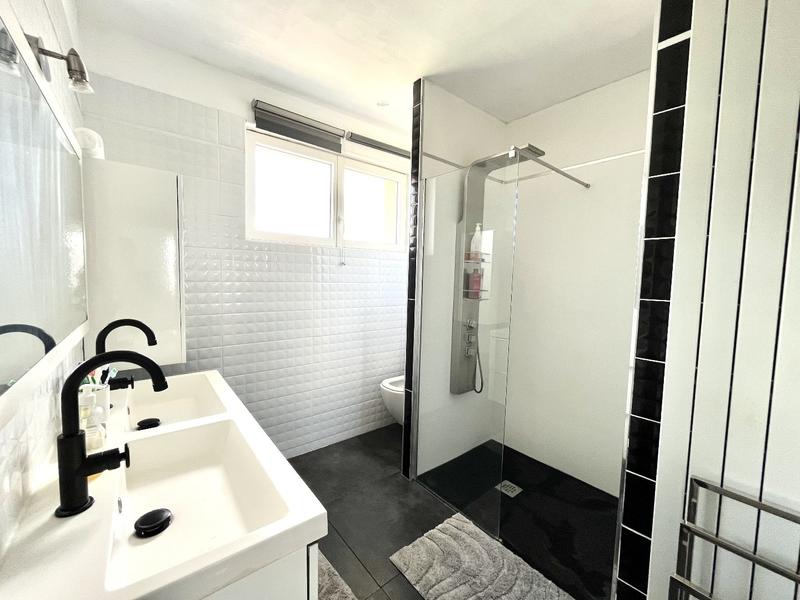 Maison - 85 m² - 5 pièces