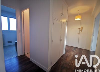 Appartement - 81 m² - 4 pièces