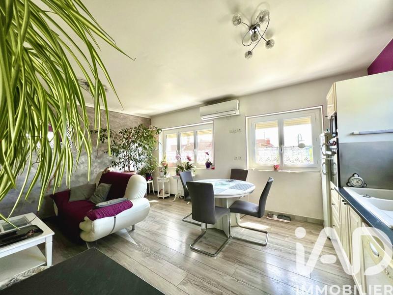 Maison - 77 m² - 4 pièces