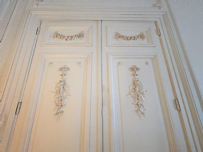 Appartement bourgeois - 257 m² - 6 pièces